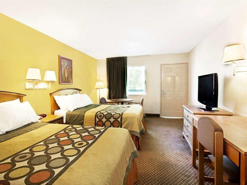 Super 8 By Wyndham Charlotte Downtown Area Motel Exterior foto